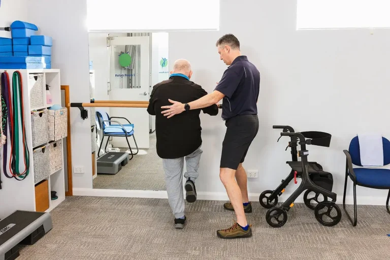 Falls prevention dementia physiotherapy